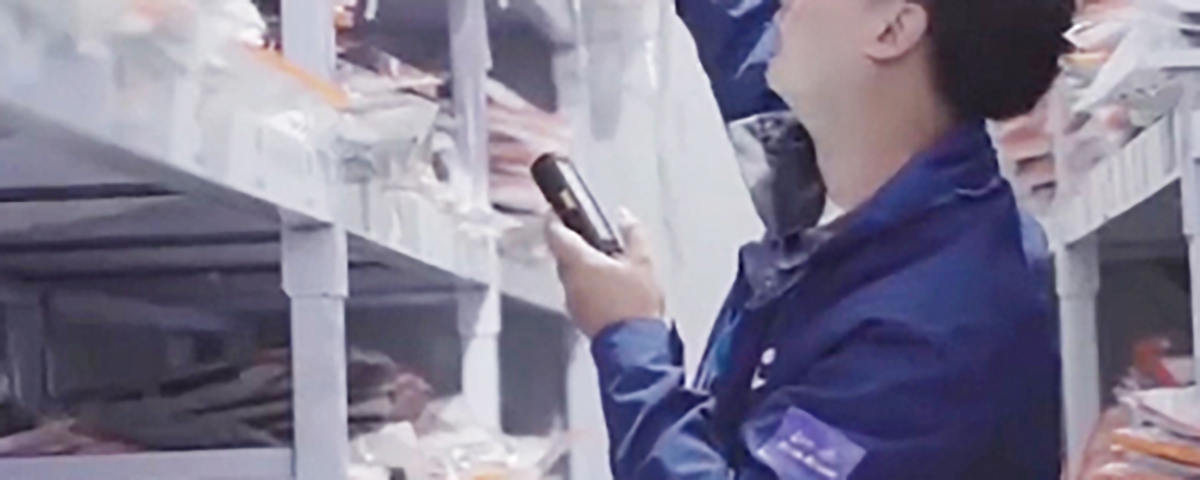 聚水潭以SaaS ERP為核心，集多種商家服務為一體的SaaS協同平臺，為全國近80萬家電商企業提供綜合的信息化解決方案。已在全國設立了超過60個線下服務網點，服務范圍覆蓋超過300個城鎮，為客戶提供及時、周到和專業的服務。